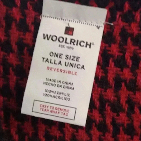Woolrich women's one size fits all red black plaid shawl - Picture 4 of 5